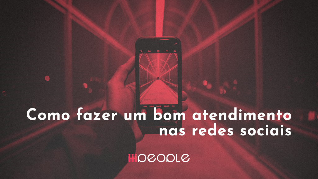 Atendimento nas redes sociais